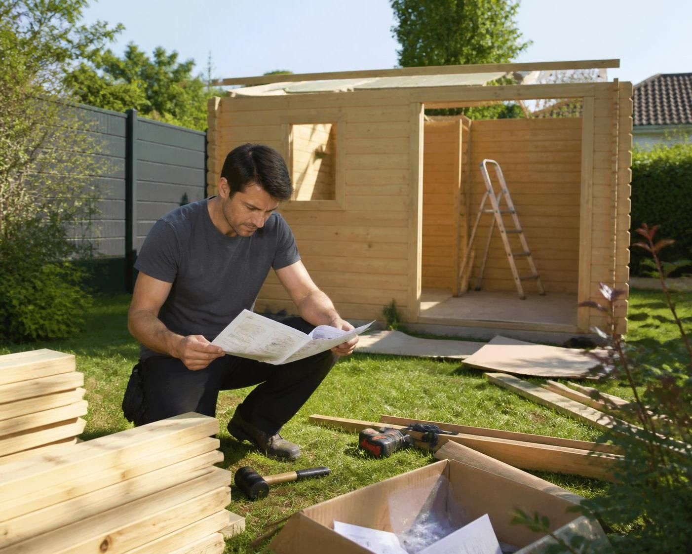 découvrez nos astuces essentielles pour bien choisir votre chalet de jardin préfabriqué, alliant qualité, design et praticité pour un espace extérieur idéal.