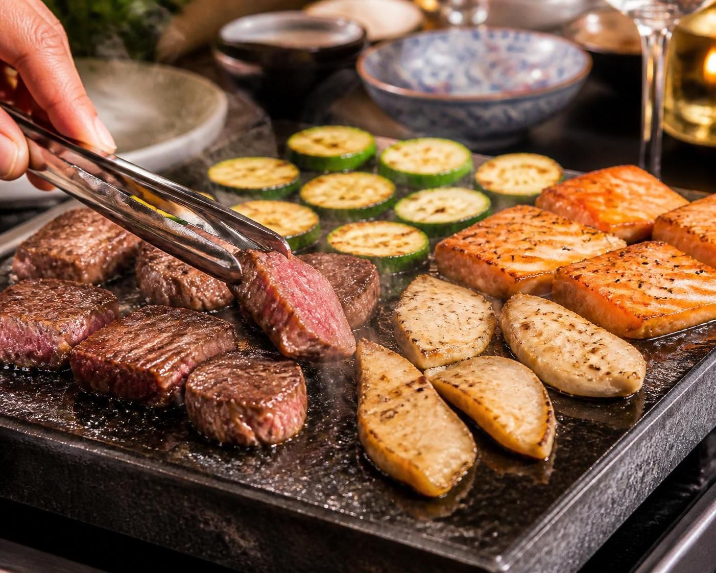 découvrez nos recettes de pierrade avec viandes, poissons et légumes pour un repas convivial et savoureux. conseils et astuces pour réussir votre soirée gourmande.